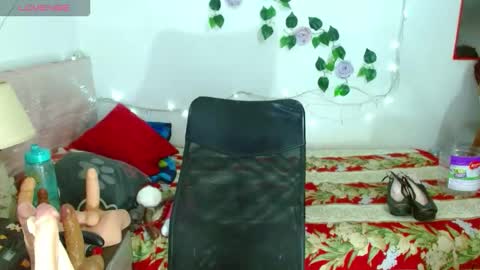 alexaqueenn online show from October 27, 2025, 5:17 pm