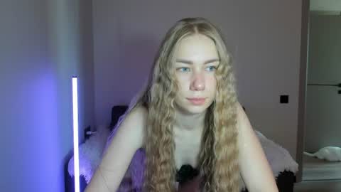 Alex online show from August 9, 2026, 4:17 am