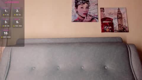 AlexaStevens online show from October 4, 2025, 5:33 pm