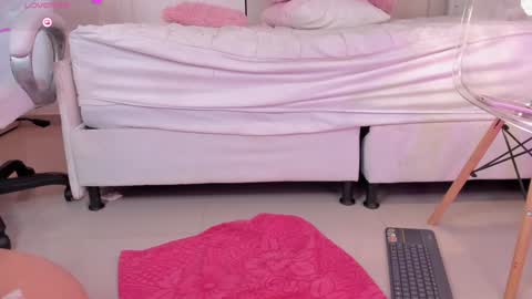 Snapshot of alexaworld chatting on December 3, 2024, 8:27 am lexandra online show from December 3, 2024, 8:27 am