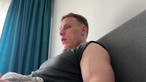 Snapshot of alexfit96 chatting on May 3, 2026, 3:40 pm alexfit96 online show from May 3, 2026, 3:40 pm