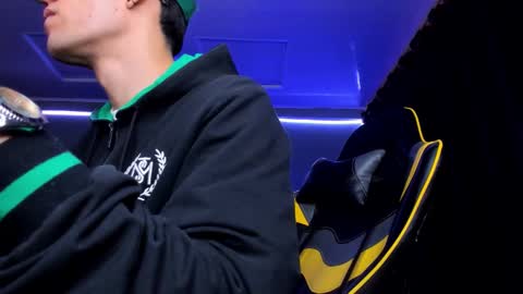 Snapshot of alexgiraldo__ chatting on September 29, 2025, 12:10 pm alexgiraldo__ online show from September 29, 2025, 12:10 pm