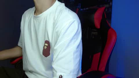 Snapshot of alexgiraldo__ chatting on May 10, 2026, 2:28 am alexgiraldo__ online show from May 10, 2026, 2:28 am