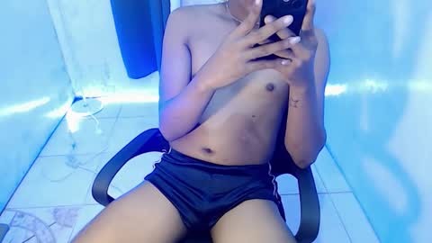 alexgrayanx online show from September 15, 2025, 7:03 pm