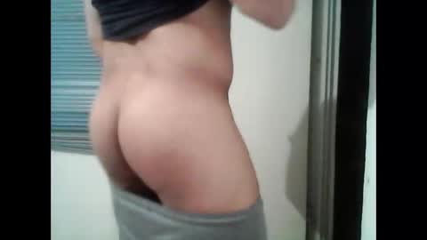 Snapshot of alexgrey82 chatting on June 9, 2026, 4:46 am alexgrey82 online show from June 9, 2026, 4:46 am