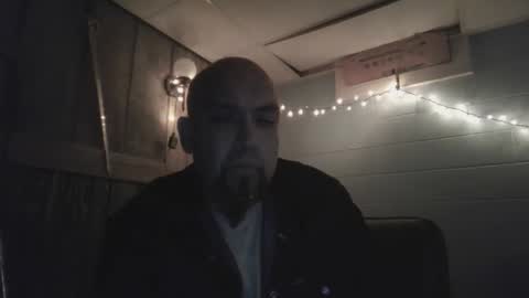 Rev2end online show from November 3, 2025, 2:35 am