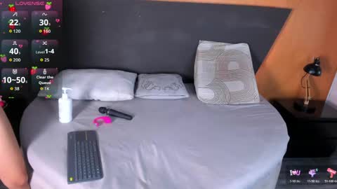 Alexia online show from May 16, 2026, 2:52 am
