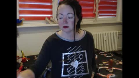 alexie33 online show from February 15, 2026, 6:32 am