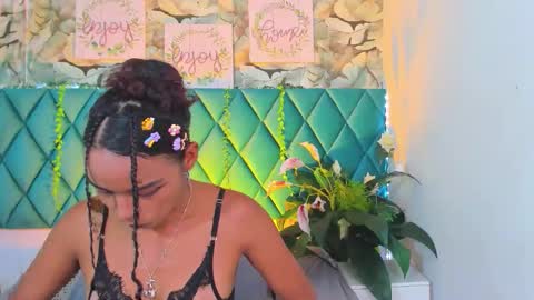 Snapshot of alexiiabrown chatting on May 19, 2026, 3:07 pm Alexia Brown online show from May 19, 2026, 3:07 pm