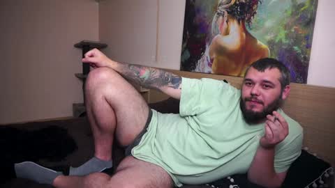 Snapshot of alexirr chatting on December 2, 2024, 1:36 am Alex online show from December 2, 2024, 1:36 am