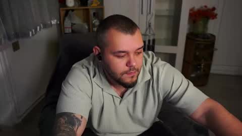 Snapshot of alexirr chatting on February 9, 2025, 8:13 pm Alex online show from February 9, 2025, 8:13 pm