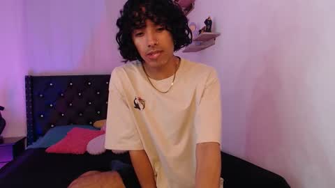 Alexis online show from November 7, 2025, 6:02 am