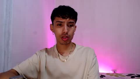 Alexis online show from July 26, 2026, 1:40 pm