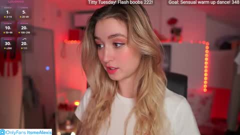 Snapshot of alexis___texas chatting on November 18, 2025, 3:16 pm Alexis Texas online show from November 18, 2025, 3:16 pm