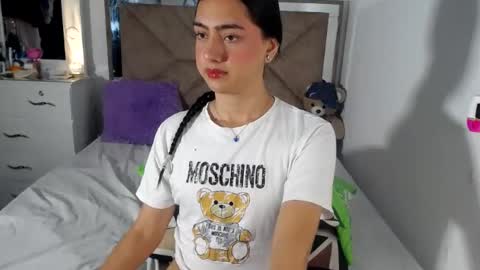 Snapshot of alexis_brown11 chatting on June 24, 2026, 1:26 am -- ALEXIS -- online show from June 24, 2026, 1:26 am