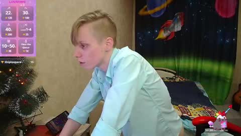 Snapshot of alexis_gordon chatting on January 22, 2025, 5:17 pm Alexis online show from January 22, 2025, 5:17 pm