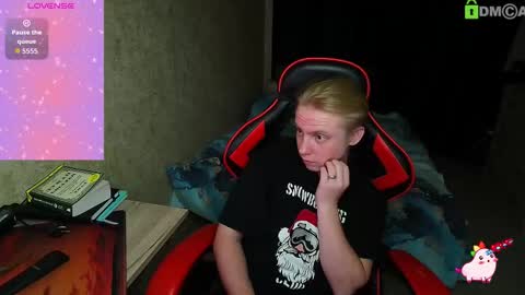 Snapshot of alexis_gordon chatting on September 19, 2025, 7:14 pm Alexis online show from September 19, 2025, 7:14 pm