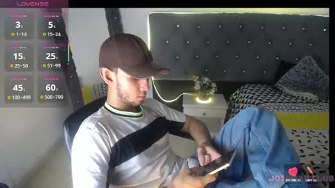 Snapshot of alexiscollinss chatting on March 9, 2025, 2:50 am alexiscollinss online show from March 9, 2025, 2:50 am