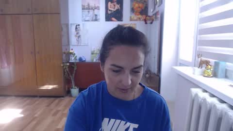 AlexisMillers online show from October 21, 2025, 11:00 am