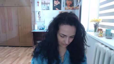 AlexisMillers online show from April 5, 2026, 9:28 am