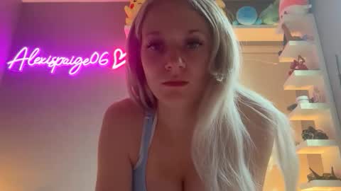 alexispaige06 online show from April 2, 2026, 3:09 pm