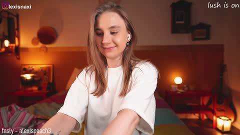 Snapshot of alexispeach chatting on February 2, 2025, 1:55 am Alexis-- online show from February 2, 2025, 1:55 am