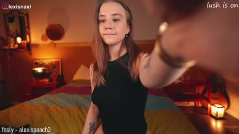 Snapshot of alexispeach chatting on February 2, 2025, 7:04 pm Alexis-- online show from February 2, 2025, 7:04 pm