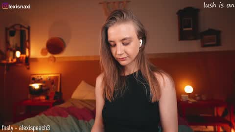 Snapshot of alexispeach chatting on February 2, 2025, 10:06 pm Alexis-- online show from February 2, 2025, 10:06 pm