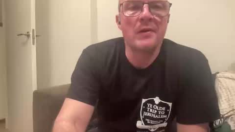 MrAM online show from December 2, 2025, 1:00 am