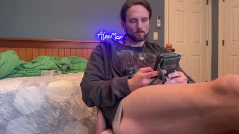 Alex Mann online show from January 8, 2025, 3:28 pm