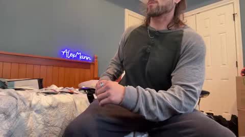 Alex Mann online show from February 26, 2025, 4:35 pm