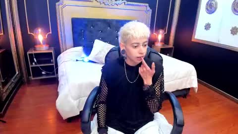 Alex online show from September 17, 2025, 7:26 pm