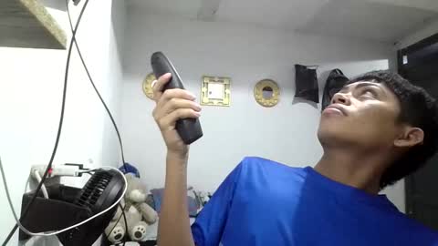 alexsexy1405 online show from December 16, 2025, 6:02 pm