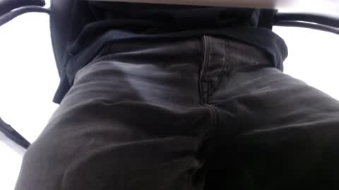 Snapshot of alextwunkk chatting on January 24, 2025, 1:57 pm Alex online show from January 24, 2025, 1:57 pm