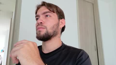 Snapshot of alextwunkk chatting on January 31, 2026, 7:11 pm Alex online show from January 31, 2026, 7:11 pm