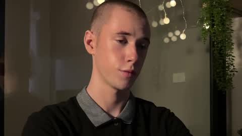 Snapshot of alexwos chatting on February 2, 2025, 9:08 am Alex online show from February 2, 2025, 9:08 am