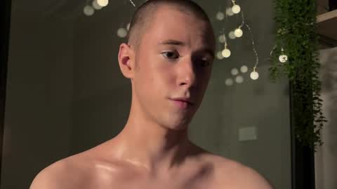 Snapshot of alexwos chatting on February 10, 2025, 7:07 pm Alex online show from February 10, 2025, 7:07 pm