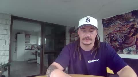 Alex online show from March 25, 2026, 3:23 am