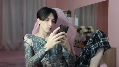 Alex online show from October 24, 2025, 2:35 pm