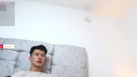 Snapshot of alexxx__01 chatting on December 3, 2024, 11:46 pm Alex online show from December 3, 2024, 11:46 pm