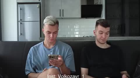 AlexDimaIgor online show from October 14, 2025, 1:34 pm