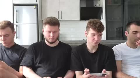 AlexDimaIgor online show from February 25, 2026, 9:19 am