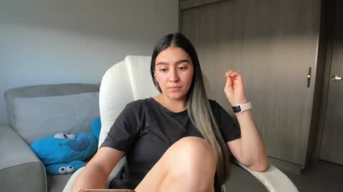 alexyferrer1 online show from November 11, 2025, 9:26 pm