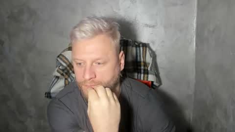 alexyno2022 ONLYFANS online show from February 3, 2026, 7:24 am