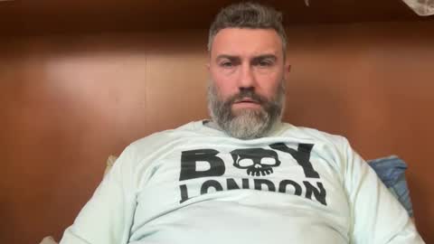 Snapshot of alfali chatting on November 9, 2025, 1:42 pm alfali online show from November 9, 2025, 1:42 pm