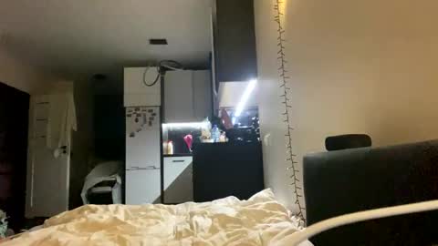 Snapshot of alfamanvip chatting on October 26, 2025, 10:25 pm Alex online show from October 26, 2025, 10:25 pm