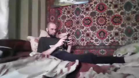 Snapshot of alferezsolvajo chatting on July 9, 2026, 5:22 am alferezsolvajo online show from July 9, 2026, 5:22 am