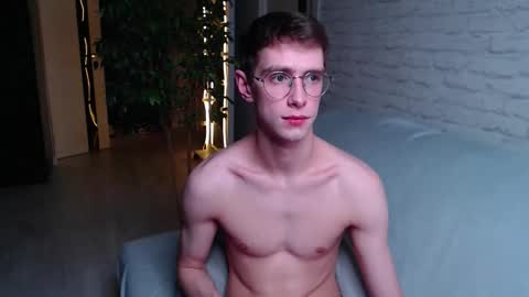 Snapshot of alfie_evanss chatting on October 4, 2025, 4:10 am Alfie online show from October 4, 2025, 4:10 am