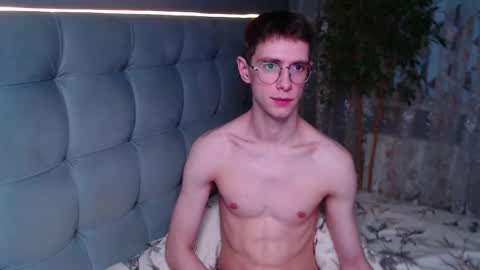 Alfie online show from November 28, 2025, 6:49 am