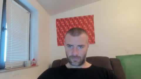 alfiesolomons87 online show from December 22, 2025, 8:33 am